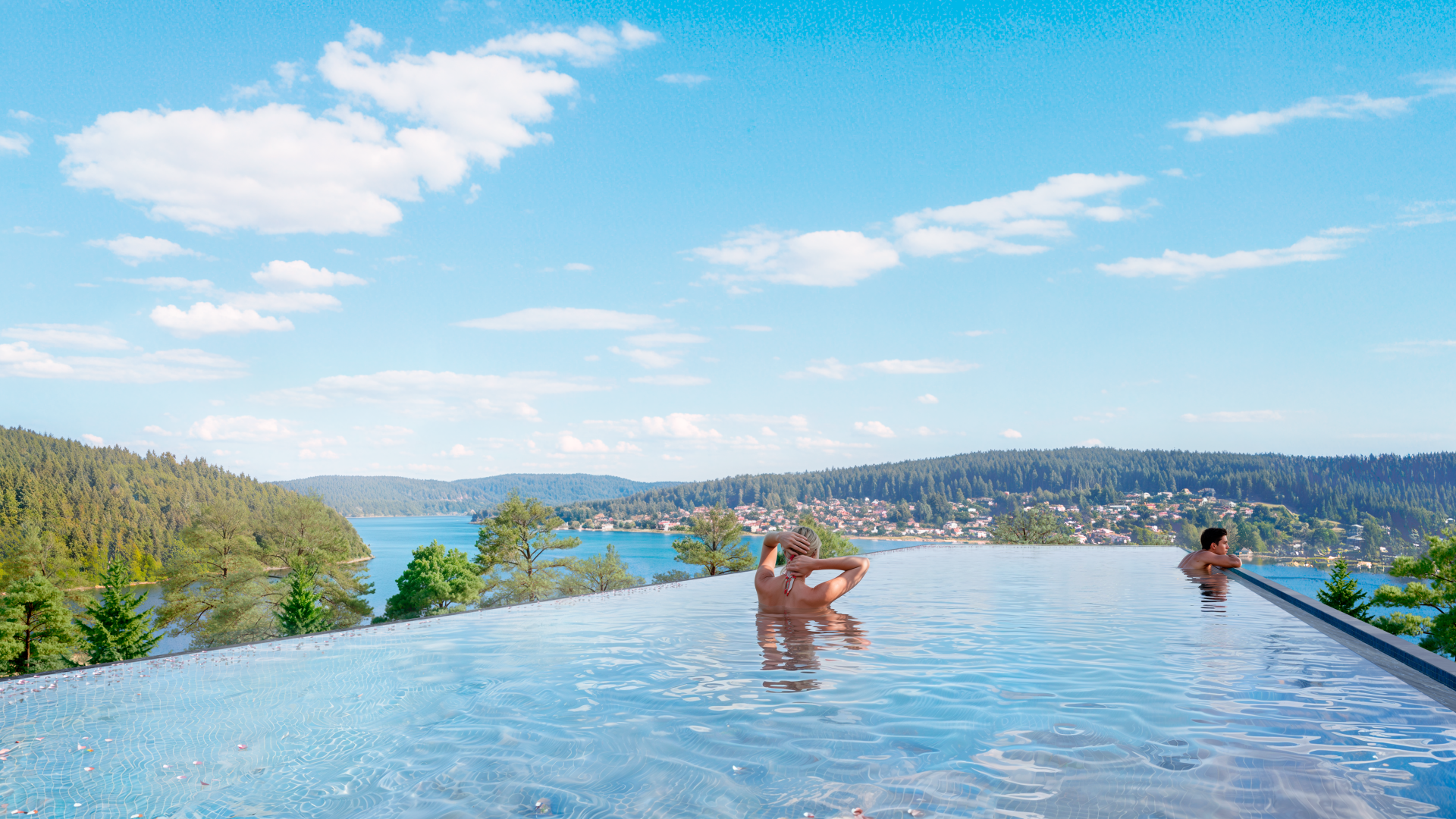 Слайдер группа №Парящий бассейн